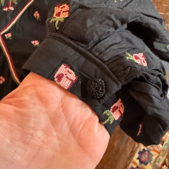 FARM Rio Romantic Black Floral Embroidered Dress S - Picture 13 of 16